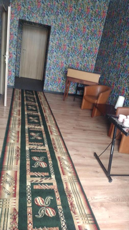 Hotelik Mona-Pokoje Z Lazienkami Ельблонг Екстер'єр фото
